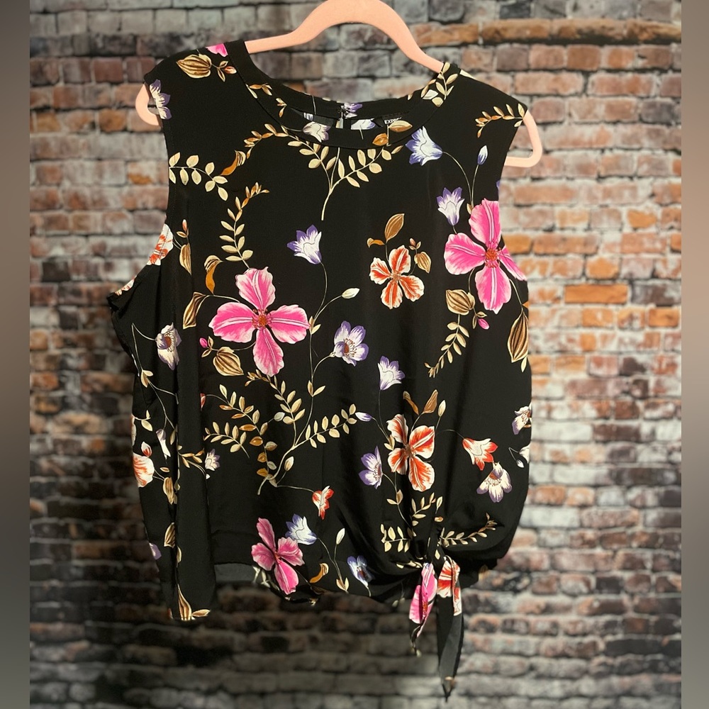 EXPRESS ladies top XL black floral